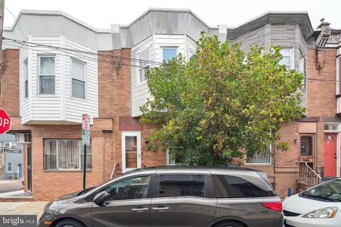 2003 S Garnet St, Philadelphia, PA 19145