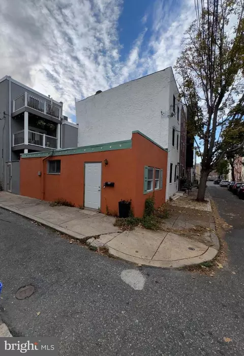 1106 Montrose St, Philadelphia, PA 19147