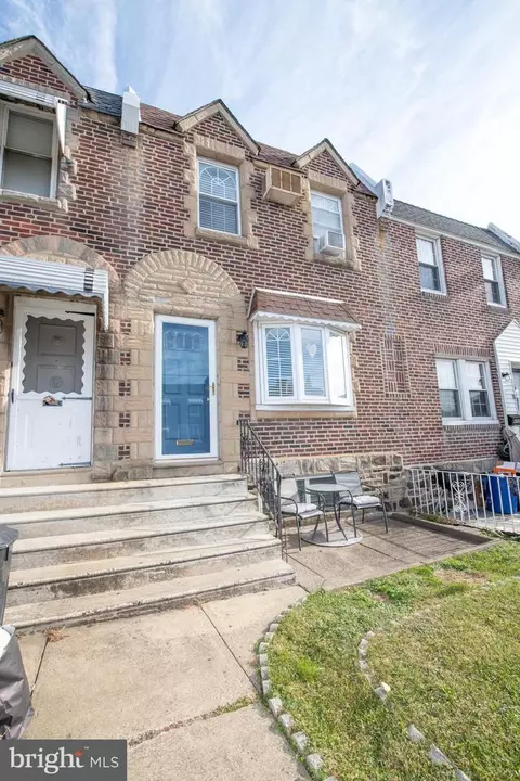 4555 Aldine St, Philadelphia, PA 19136