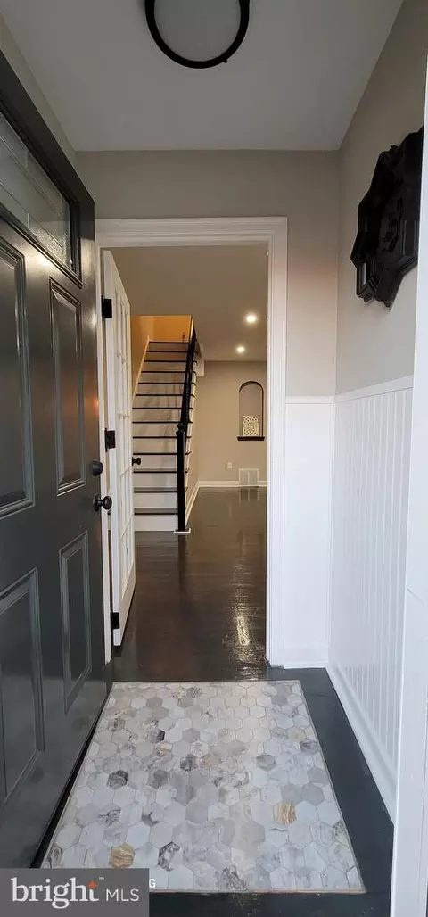 8036 Forrest Ave, Philadelphia, PA 19150