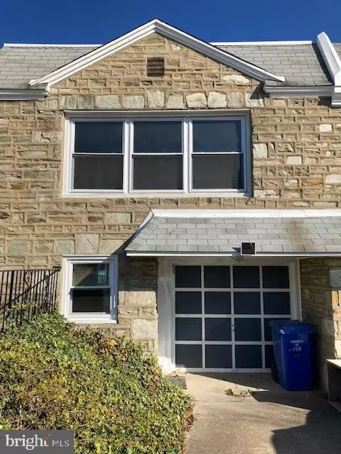 1809 Carwithan St, Philadelphia, PA 19152