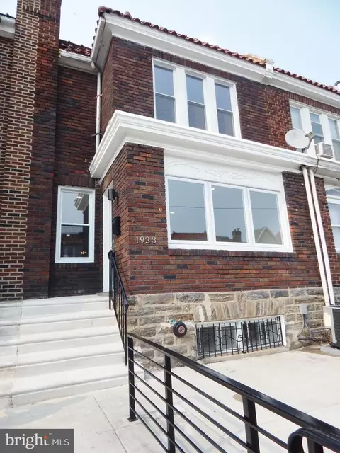 1923 Ashley St, Philadelphia, PA 19138