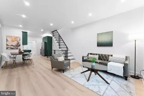 1743 Mcclellan St, Philadelphia, PA 19145