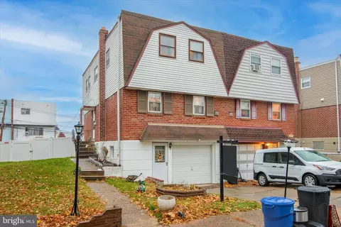 2713 Northview St, Philadelphia, PA 19152