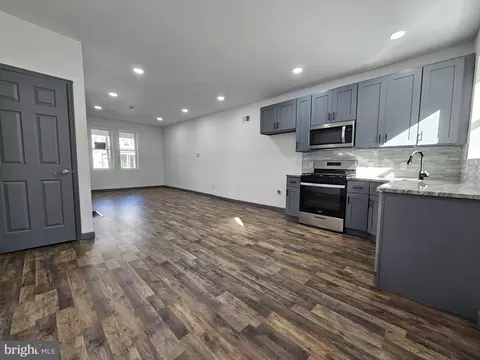 6018 Trinity St, Philadelphia, PA 19142