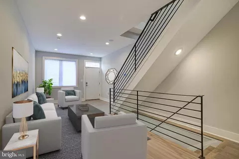 2413 N Palethorp St, Philadelphia, PA 19133