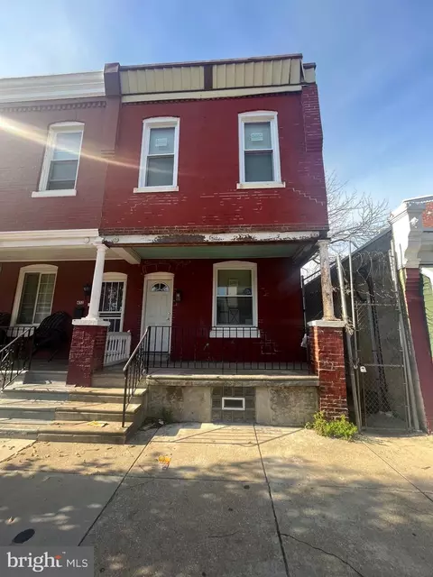 454 N Salford St, Philadelphia, PA 19151