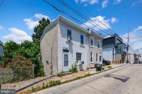 258 Krams Ave, Philadelphia, PA 19128