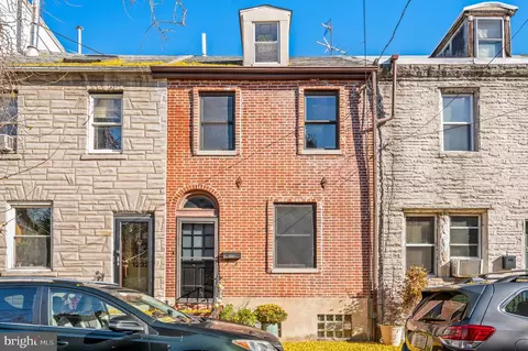1231 Crease St, Philadelphia, PA 19125