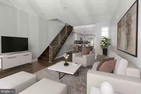 8 N 42nd St, Philadelphia, PA 19104