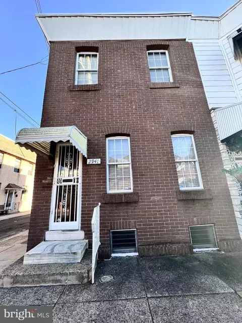 2941 Almond St, Philadelphia, PA 19134