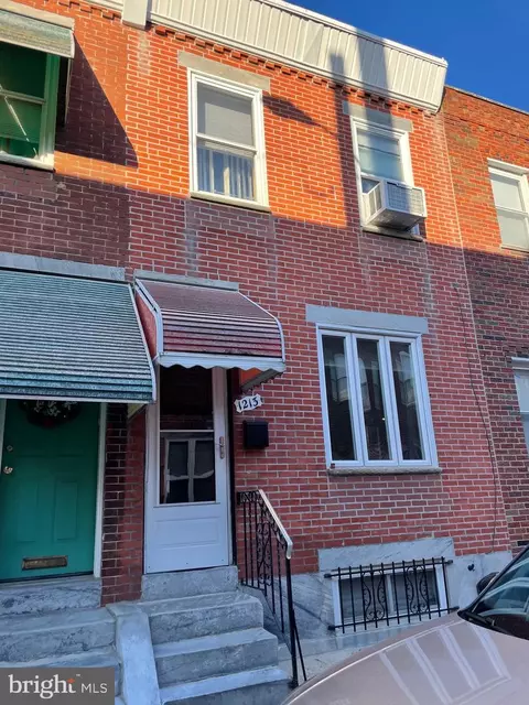 1213 Tree St, Philadelphia, PA 19148