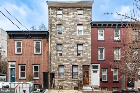 1617 Eyre St, Philadelphia, PA 19125