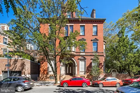 251 S 59 S 22nd St #C, Philadelphia, PA 19103
