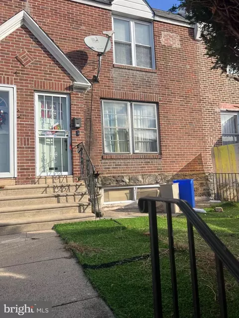 635 Rosalie St, Philadelphia, PA 19120