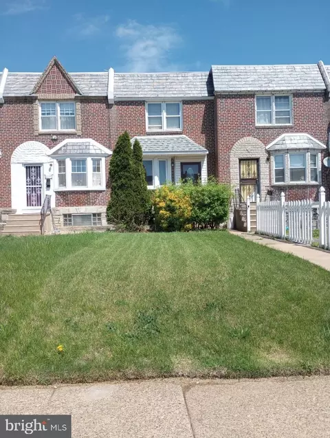 2221 Friendship St, Philadelphia, PA 19149