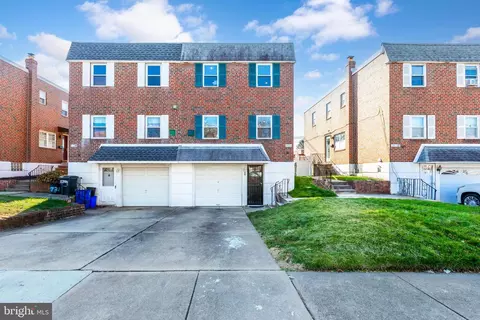 2732 Taunton St, Philadelphia, PA 19152