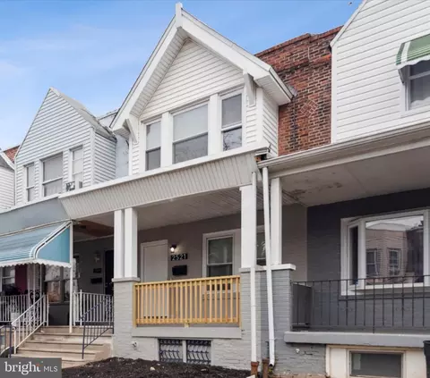2521 Bonaffon St, Philadelphia, PA 19142