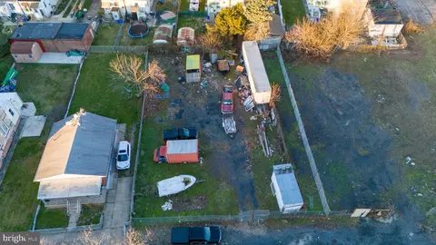 107 W Clarkson Ave, Philadelphia, PA 19120