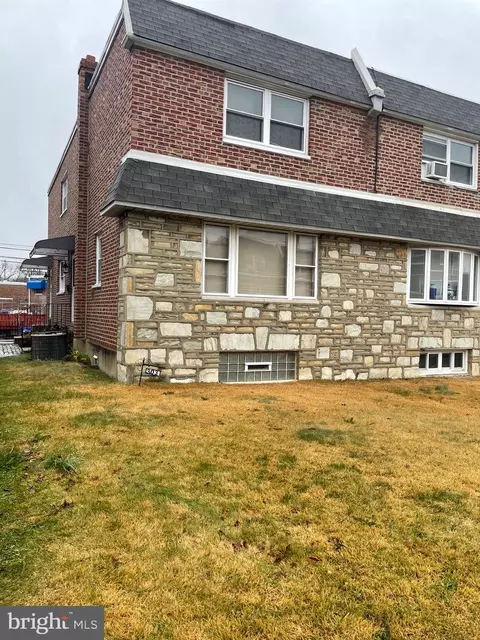 3031 Vista St, Philadelphia, PA 19152