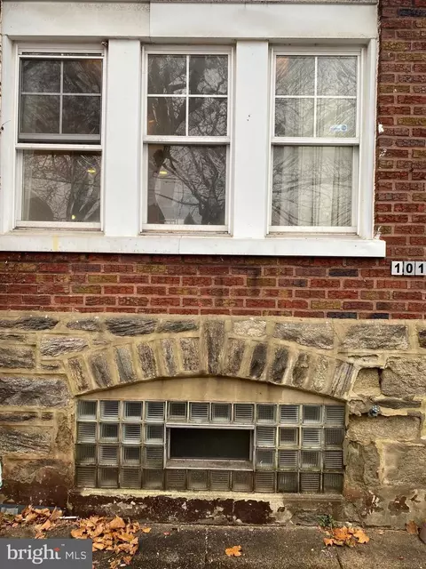 101 W Godfrey Ave, Philadelphia, PA 19120