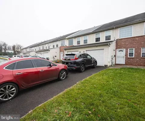 7341 Rockwell Ave, Philadelphia, PA 19111