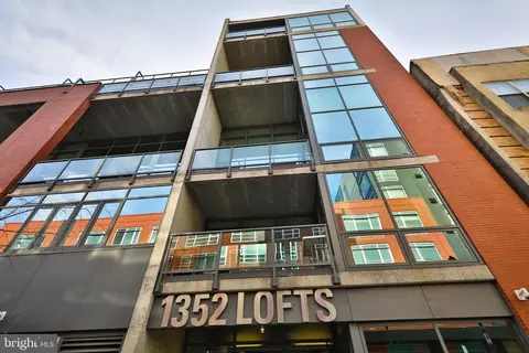 1352 South St #210, Philadelphia, PA 19147