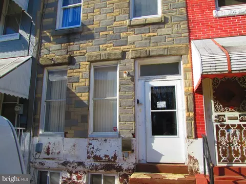 2136 N 32nd St, Philadelphia, PA 19121