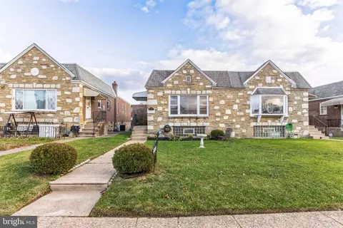 7709 Bradford St, Philadelphia, PA 19152