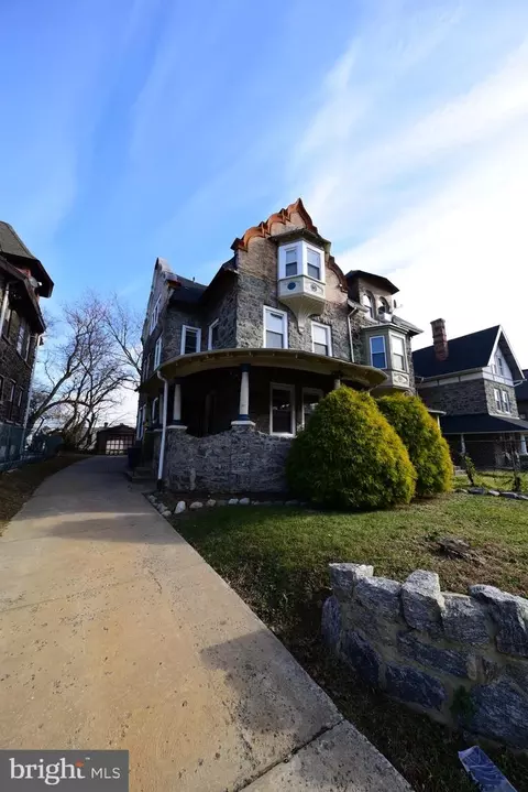 817 N 63rd St, Philadelphia, PA 19151