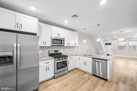 5820 Norfolk St, Philadelphia, PA 19143