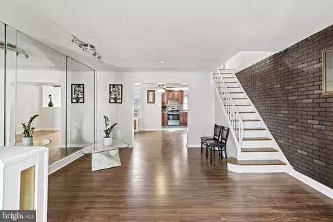 6928 Garman St, Philadelphia, PA 19142