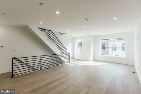 2836 Salmon St, Philadelphia, PA 19134