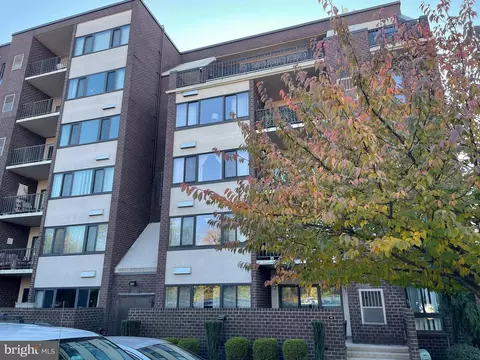 5100 Convent Ln #115, Philadelphia, PA 19114
