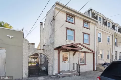 481 Conarroe St, Philadelphia, PA 19128