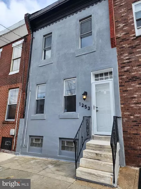 1253 S 22nd St, Philadelphia, PA 19146