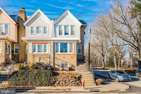 674 Jamestown St, Philadelphia, PA 19128