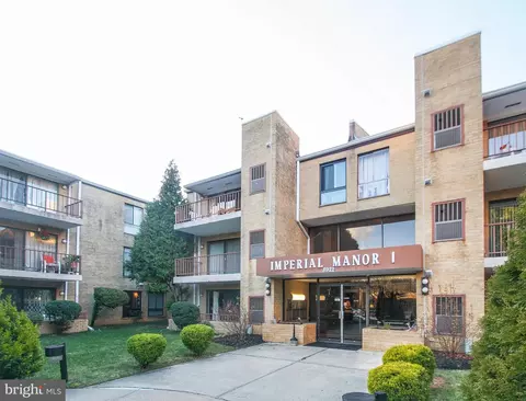 8920 Krewstown Rd #217, Philadelphia, PA 19115