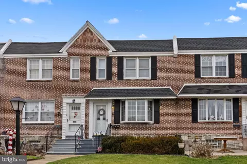 7156 Erdrick St, Philadelphia, PA 19135