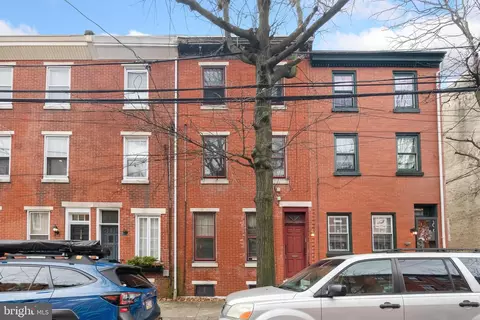 210 Carpenter St, Philadelphia, PA 19147