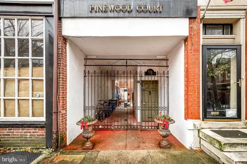 1026 Pine St #9, Philadelphia, PA 19107