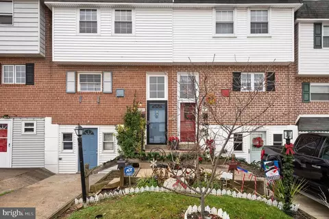 3642 Whitehall Ln, Philadelphia, PA 19114