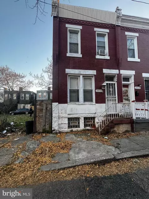 2010 W Hagert St, Philadelphia, PA 19132