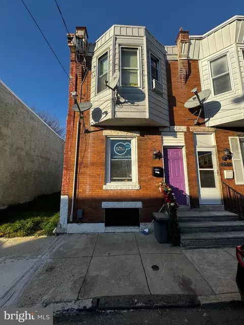 5038 Glenloch St, Philadelphia, PA 19124