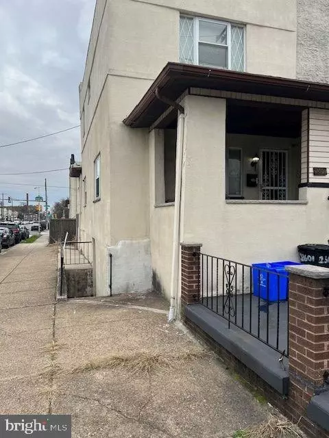2601 S 73rd St, Philadelphia, PA 19153