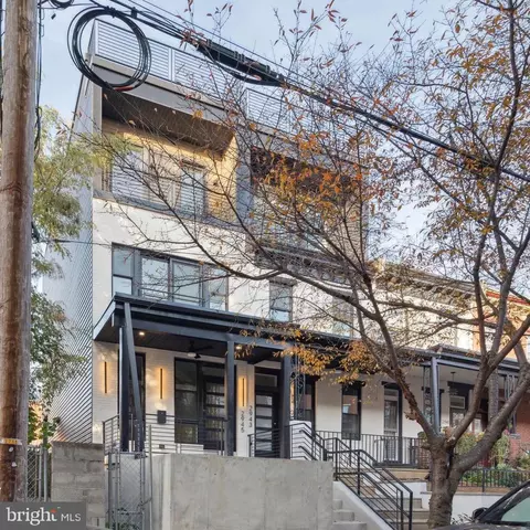 2945 Cambridge St, Philadelphia, PA 19130