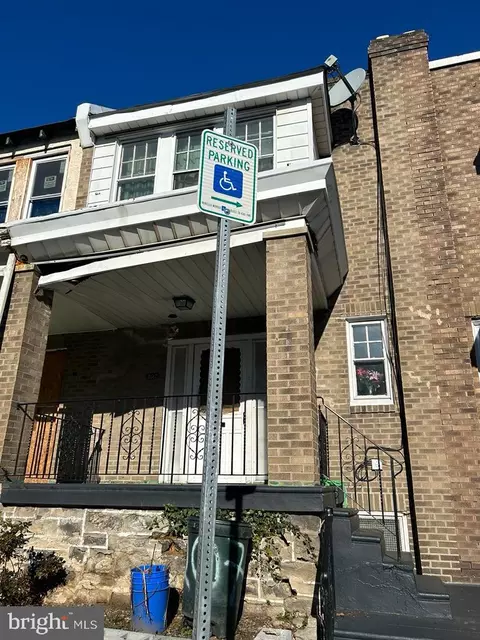 207 Robat St, Philadelphia, PA 19120