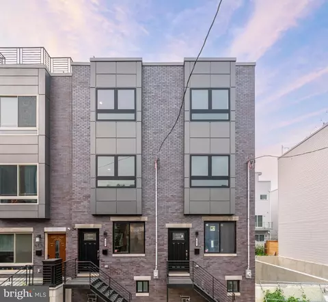 613 Emily St, Philadelphia, PA 19148
