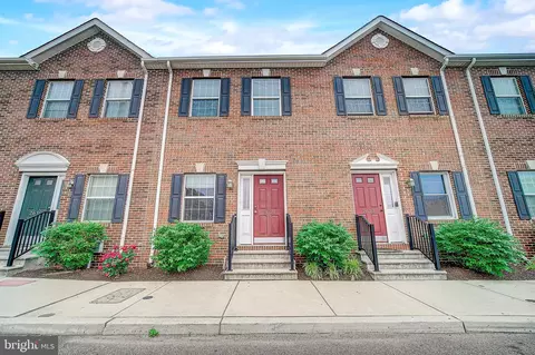 2621 Pickwick St, Philadelphia, PA 19134