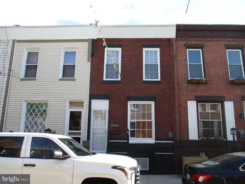 1519 S Hollywood St, Philadelphia, PA 19146